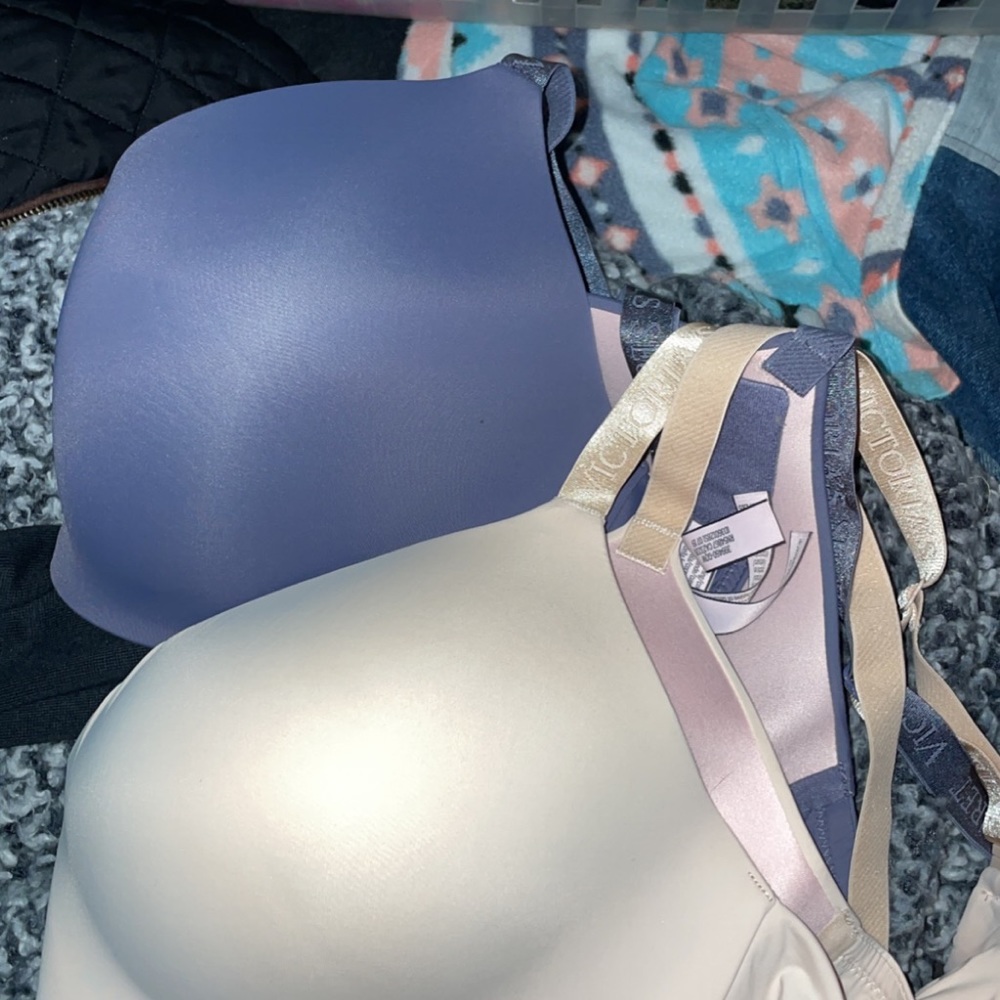 Victoria secret sports bras